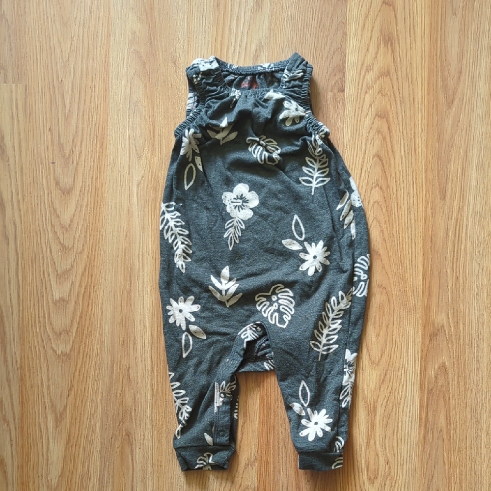 Cat & Jack Gray and White Jumpsuit with Playful Print